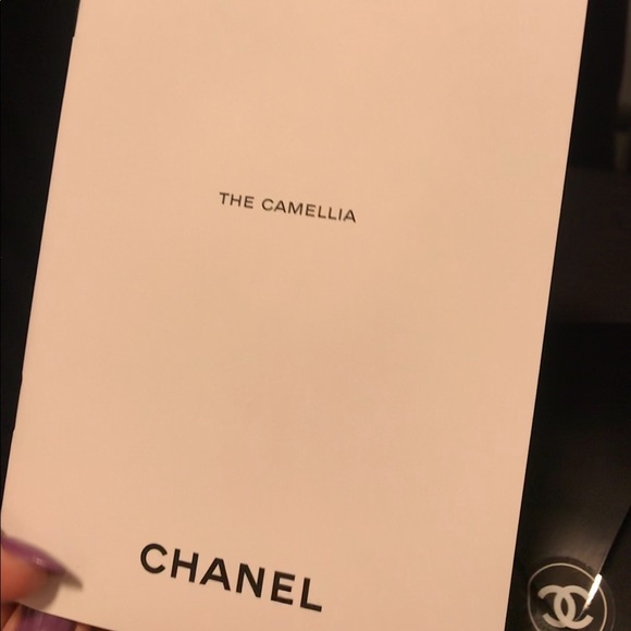 RARE CHANEL Camellia Metal Bookmark - Picture 5 of 9